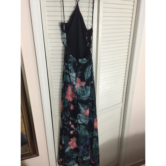 ⚠️LAST CHANCE Lulus Next-Door Neighbor Maxi Dress - Picture 4 of 9